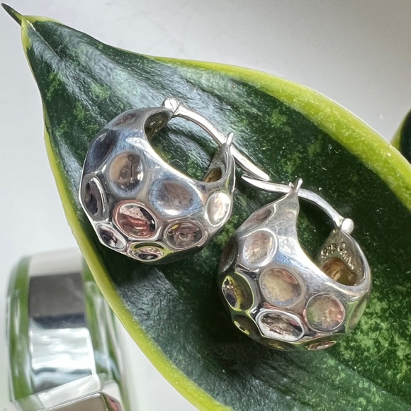 Real 925 Sterling Silver huggie style hoop earrings - Picture 4 of 6